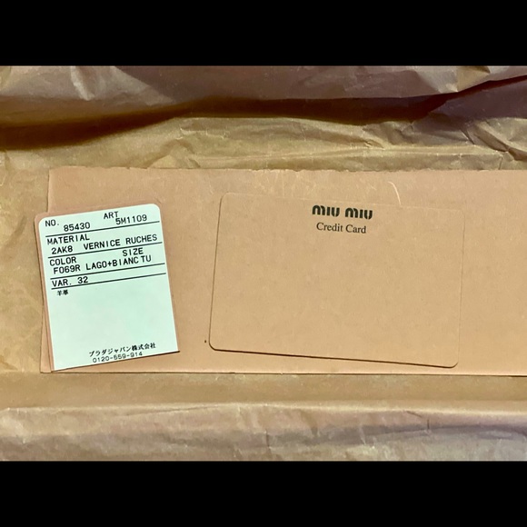 Miu Miu Authentic Wallet With Ribbon Frill. PRECIOUS!! - Picture 4 of 8